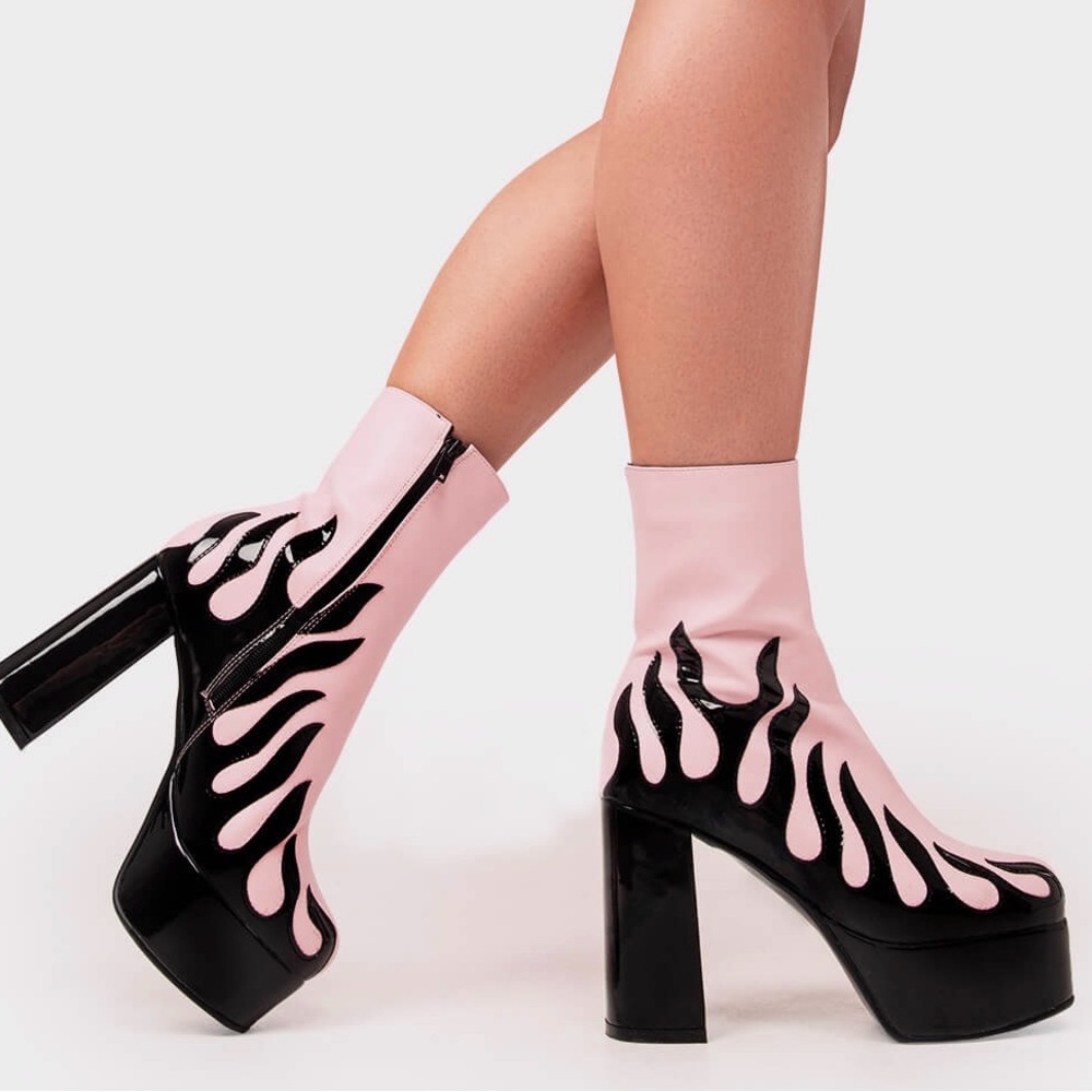 LAMODA High Voltage Platform Ankle Boots